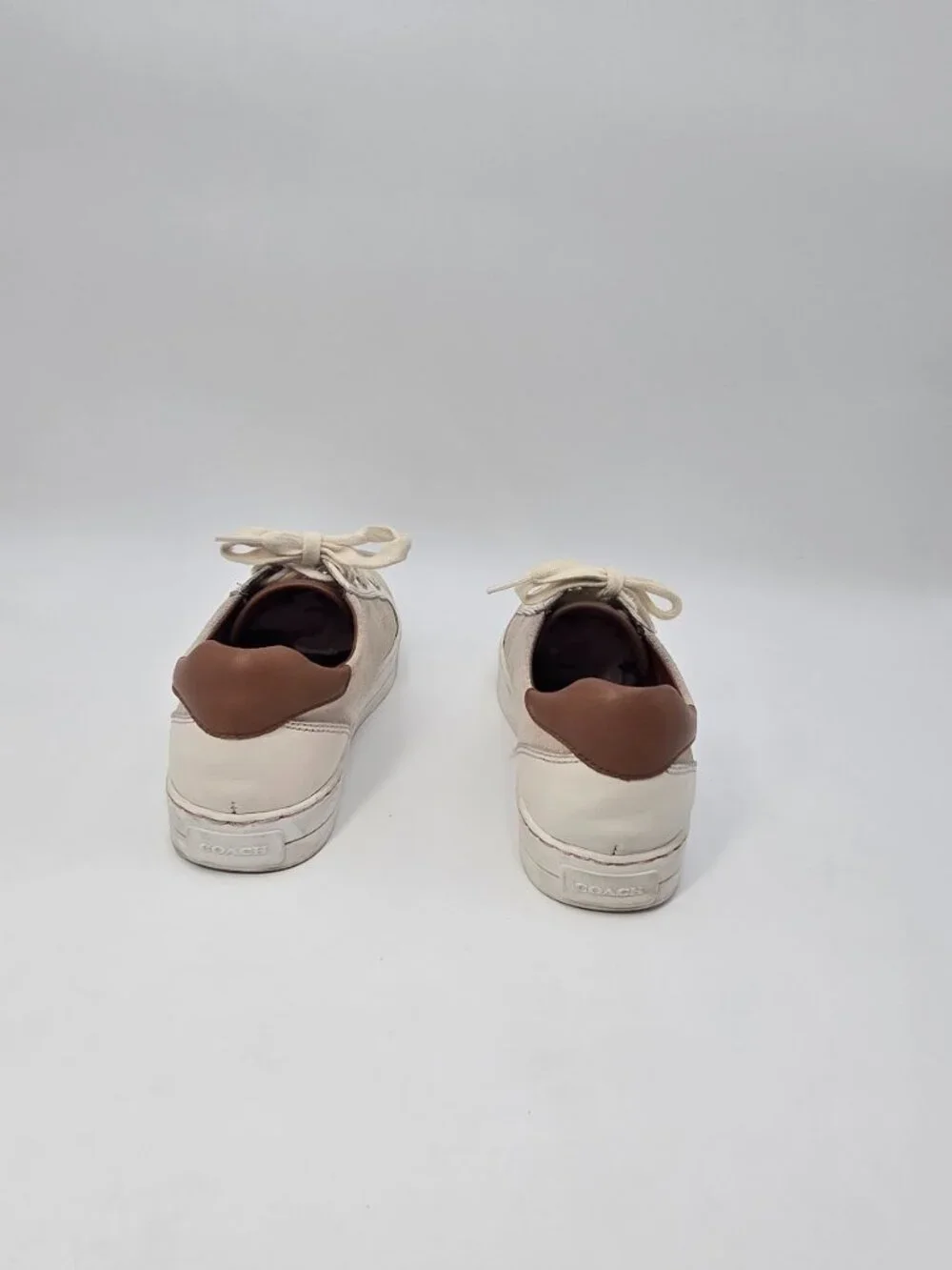 Coach Paddy Suede Sneaker Color Cream and Tan Size 7.5US
